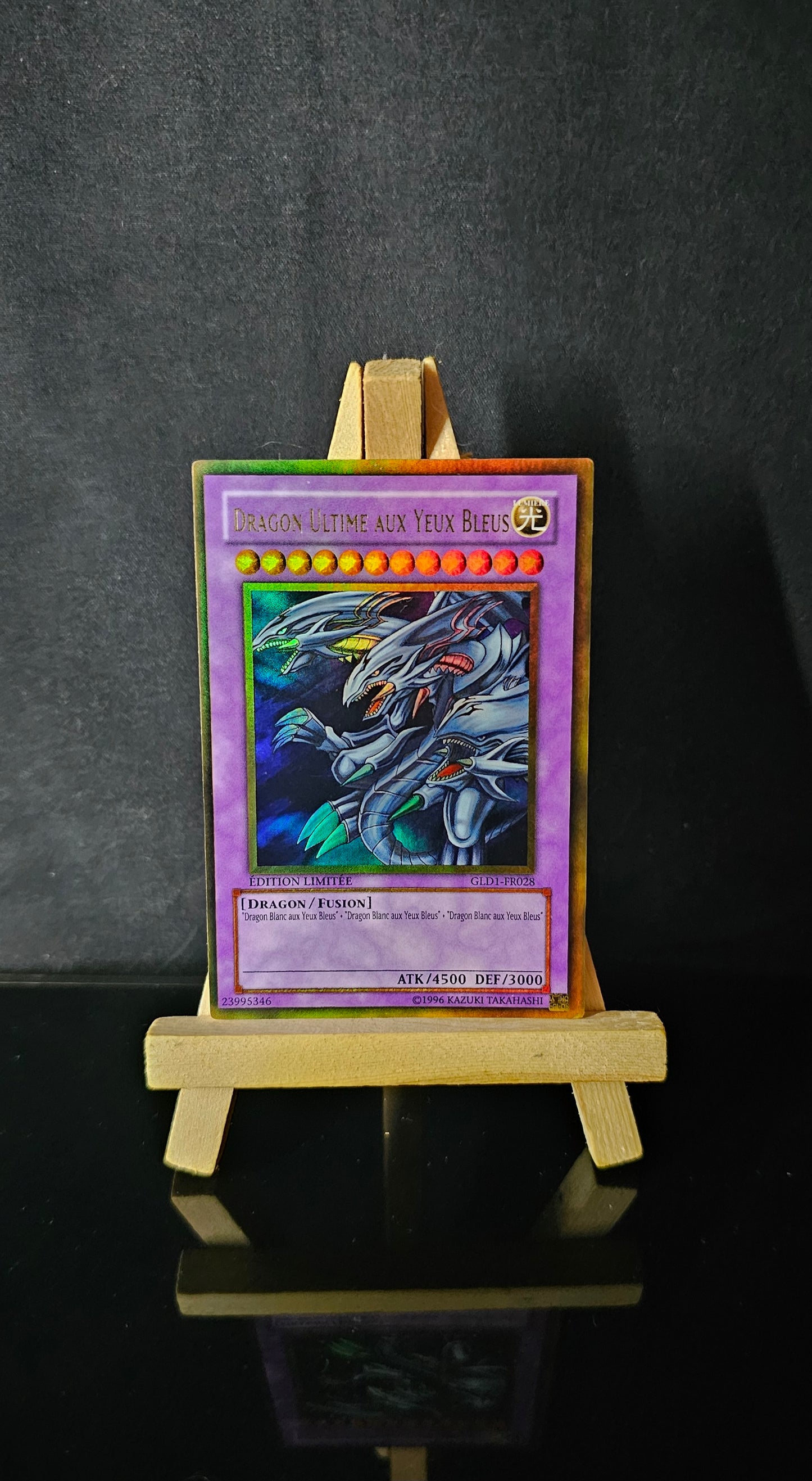 Yu-Gi-Oh! - Dragon Ultime Aux Yeux Bleus - GLD1-FR028 - EDITION LIMITEE