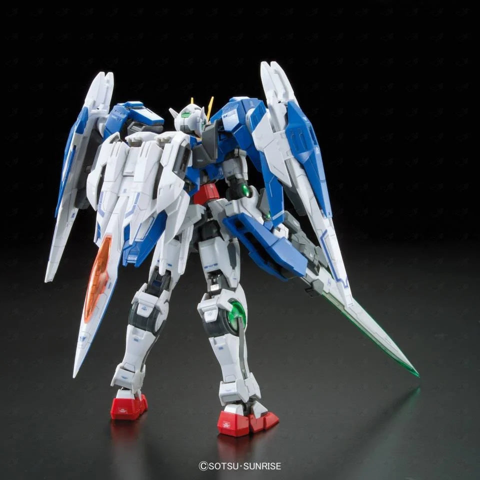 GUNDAM - Model Kit - Real Grade - GN-0000+GNR-010 OO Raiser - 1/144