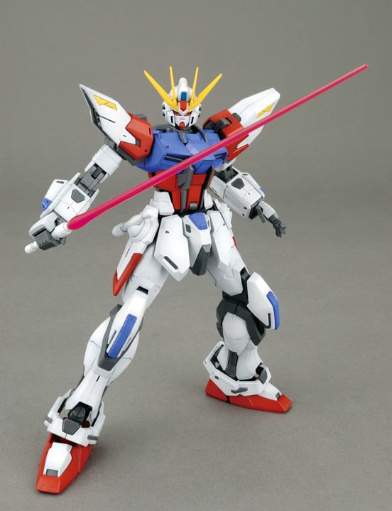 GUNDAM Build Fighters - MG 1/100 - Strike Gundam Full Pack - Model Kit