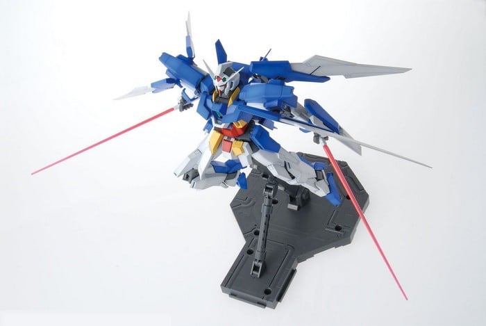 GUNDAM - Model Kit - MG 1/100 - AGE-2 Normal