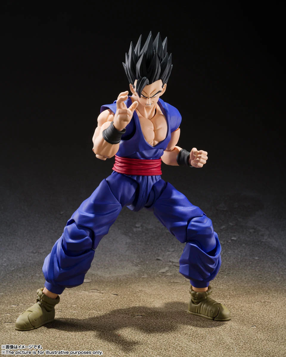 DRAGON BALL - Gohan 'Super Hero' - Figurine S.H.Figuarts