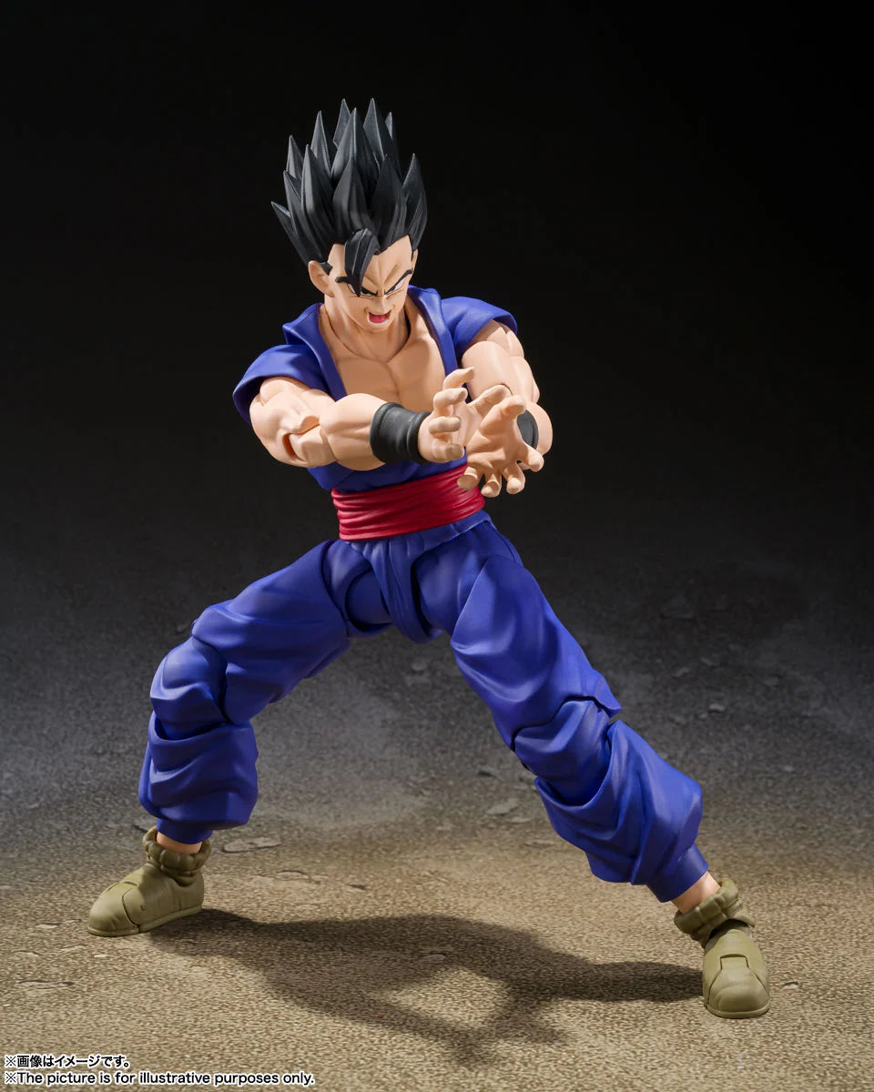 DRAGON BALL - Gohan 'Super Hero' - Figurine S.H.Figuarts